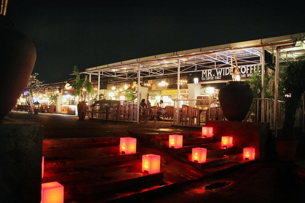 Hyper Inn 万隆 外观 照片
